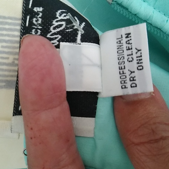 NWT A Gorgeous Imagnin Elegant Evening Dress - Picture 15 of 17